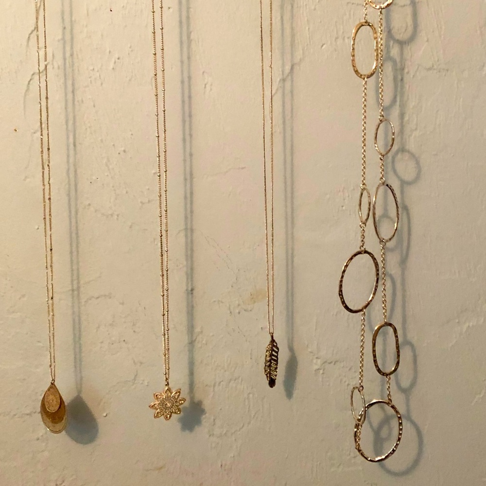 4 Fashion Necklaces